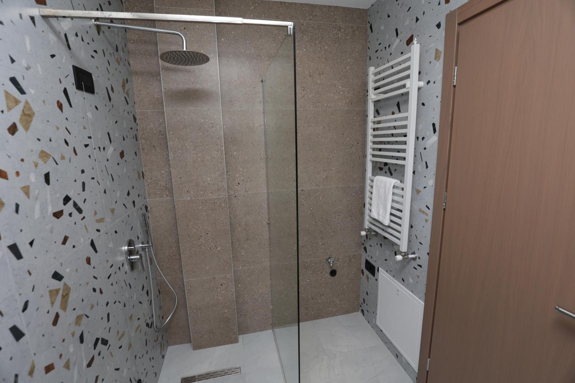 Residence Inn Tirana Zewnętrze zdjęcie