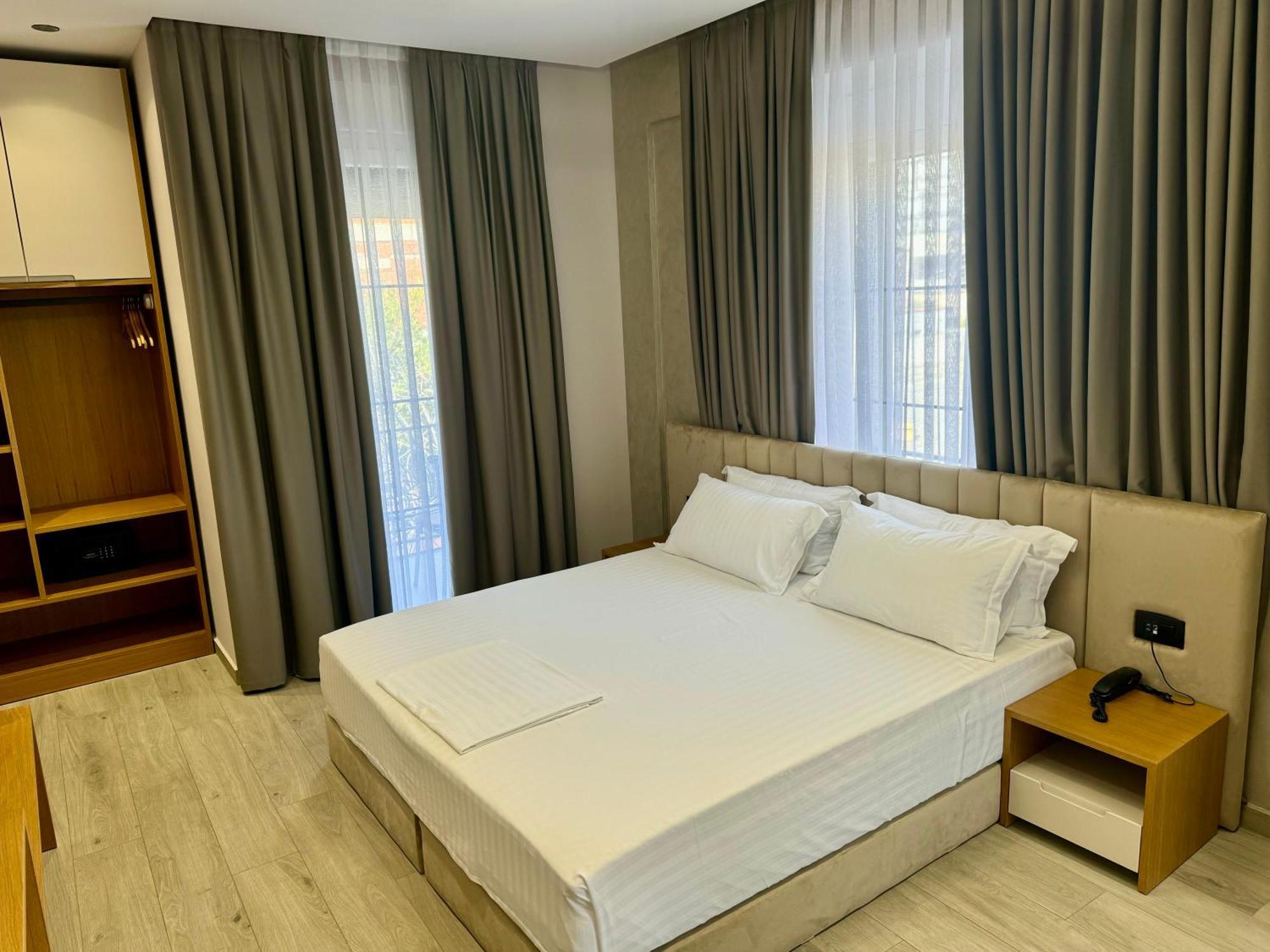 Residence Inn Tirana Zewnętrze zdjęcie